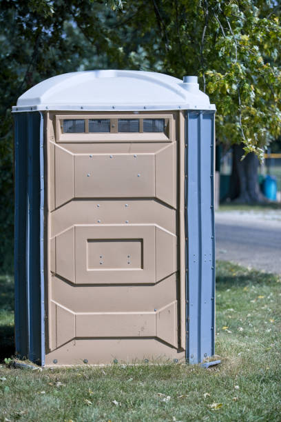 Best Construction site porta potty rental  in Chester, IL